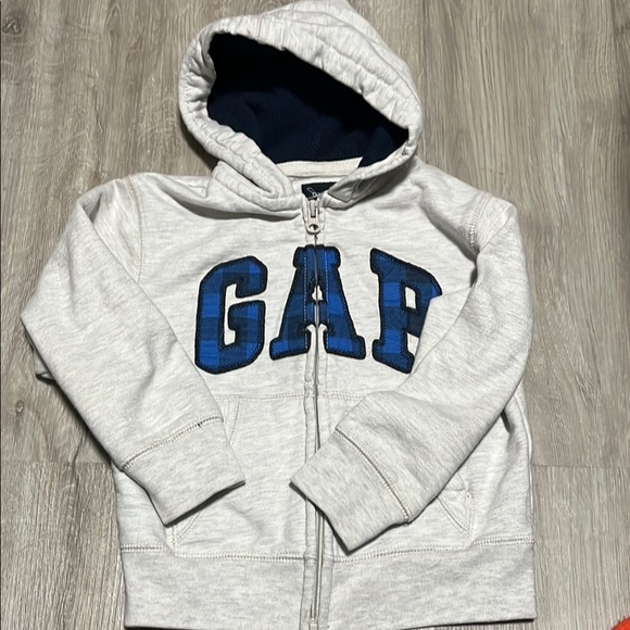 4/$30 GAP Kids Gray Hoodie - Picture 1 of 1